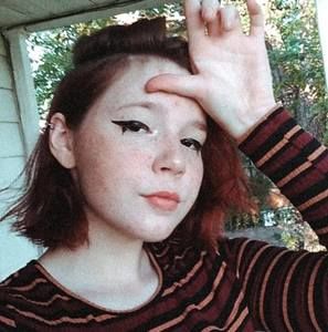 Meet your Posher, Lena